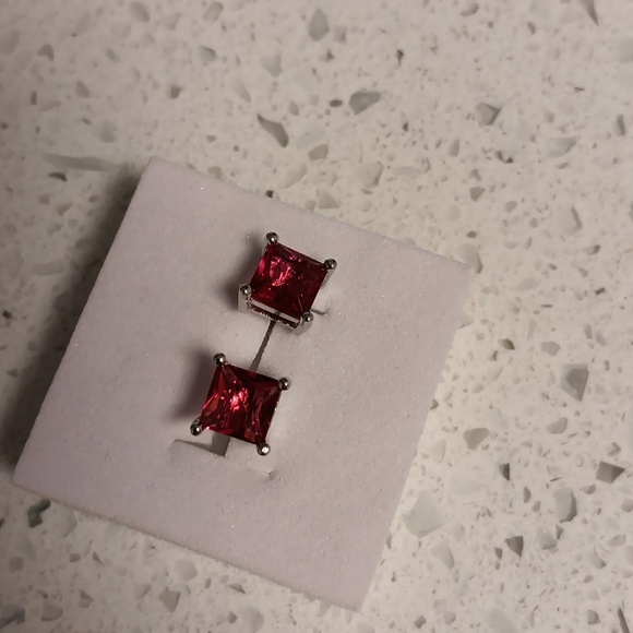 NWT! Custom Made Stamped 925 Priness Cut Ruby Stud Earrings. - Picture 5 of 5